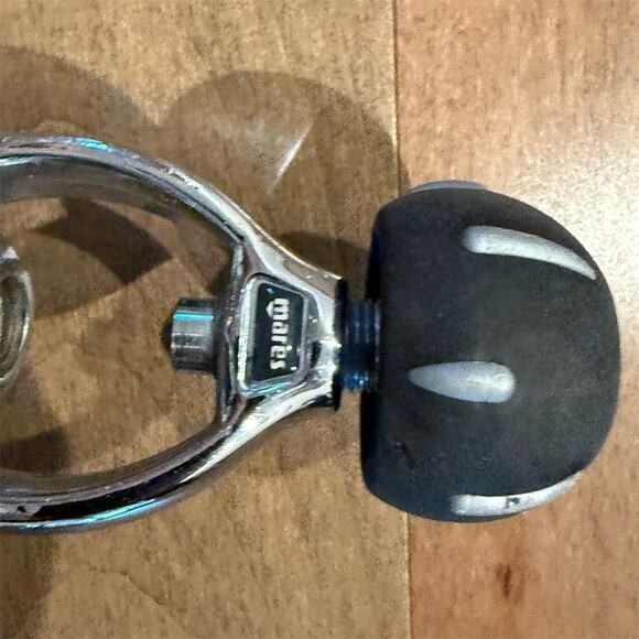 Mares MR22T Abyss Regulator & Octo Set Scuba Diving Gear - Picture 14 of 14